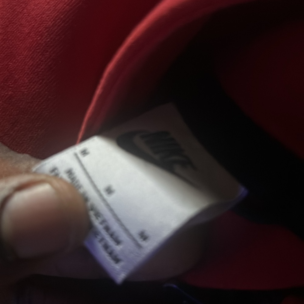 Nike tech red - Picture 2 of 2
